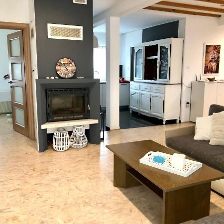 Apartman Kaja Zagreb Bagian luar foto