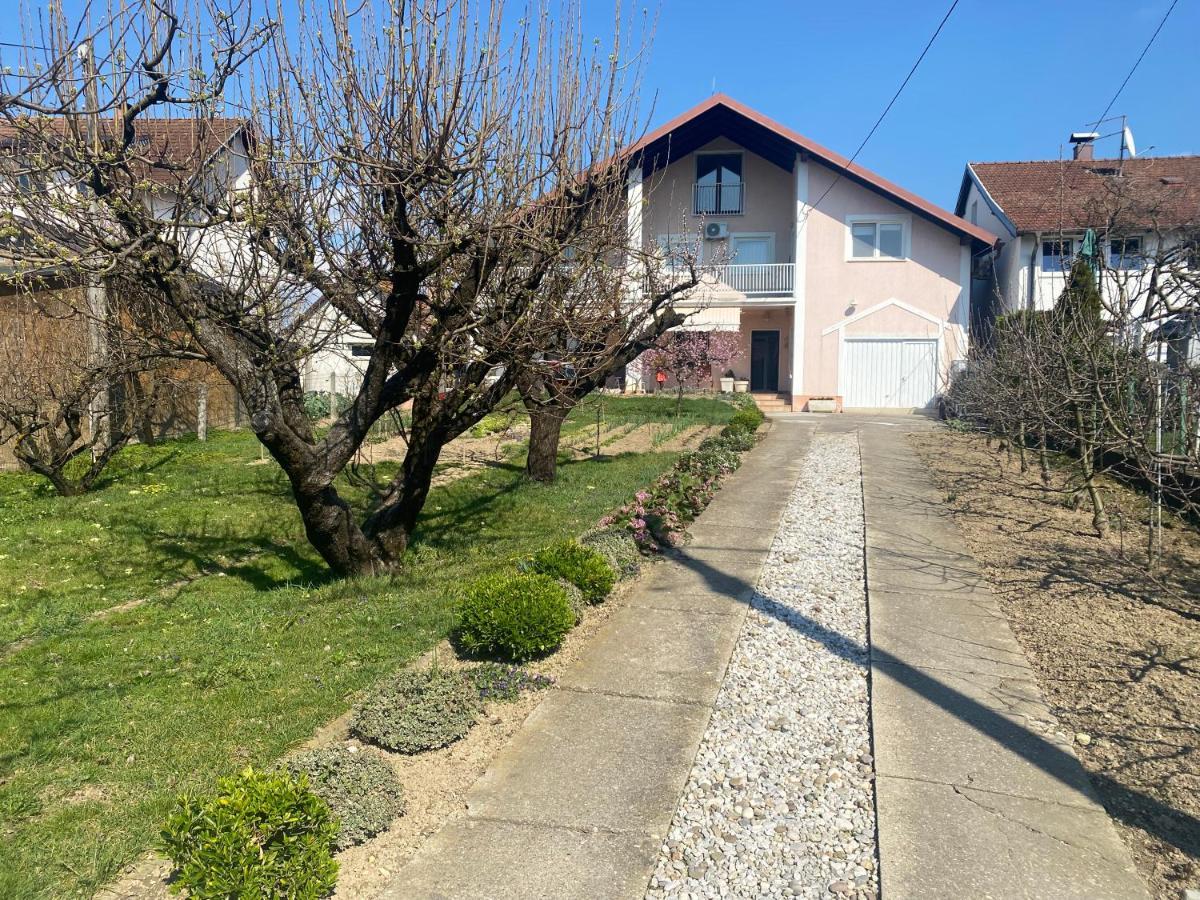 Apartman Kaja Zagreb Bagian luar foto
